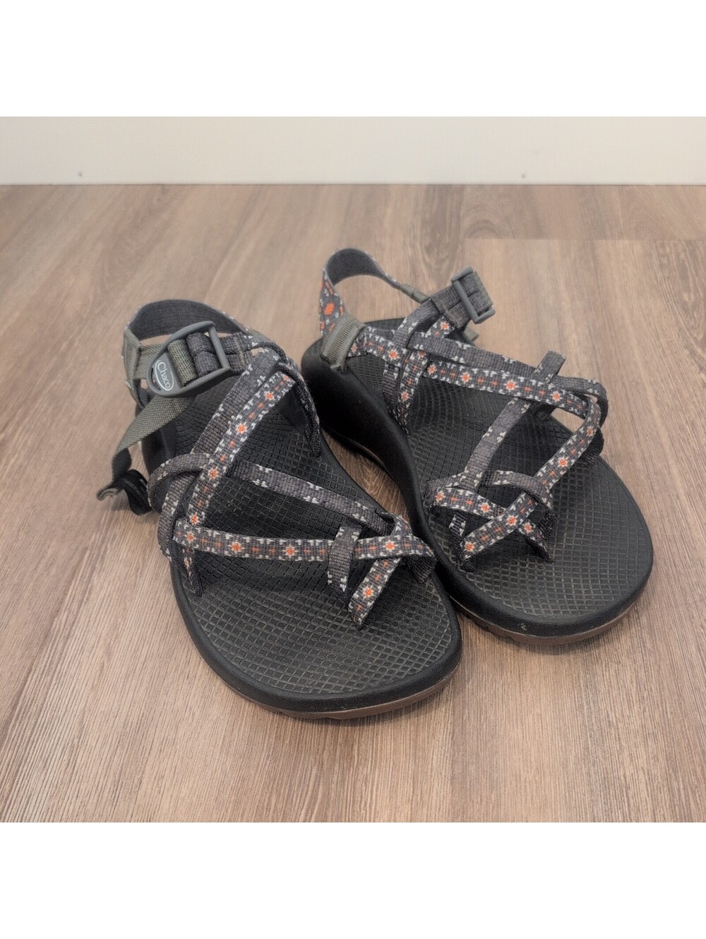 Chaco Z Cloud X2 Sandal Women 9W orange gray Strappy Toe Loop Hiking camping